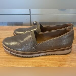 Clarks Collection Serena Paige Metallic Espadrille Womens Size 7 Shoes Comfort